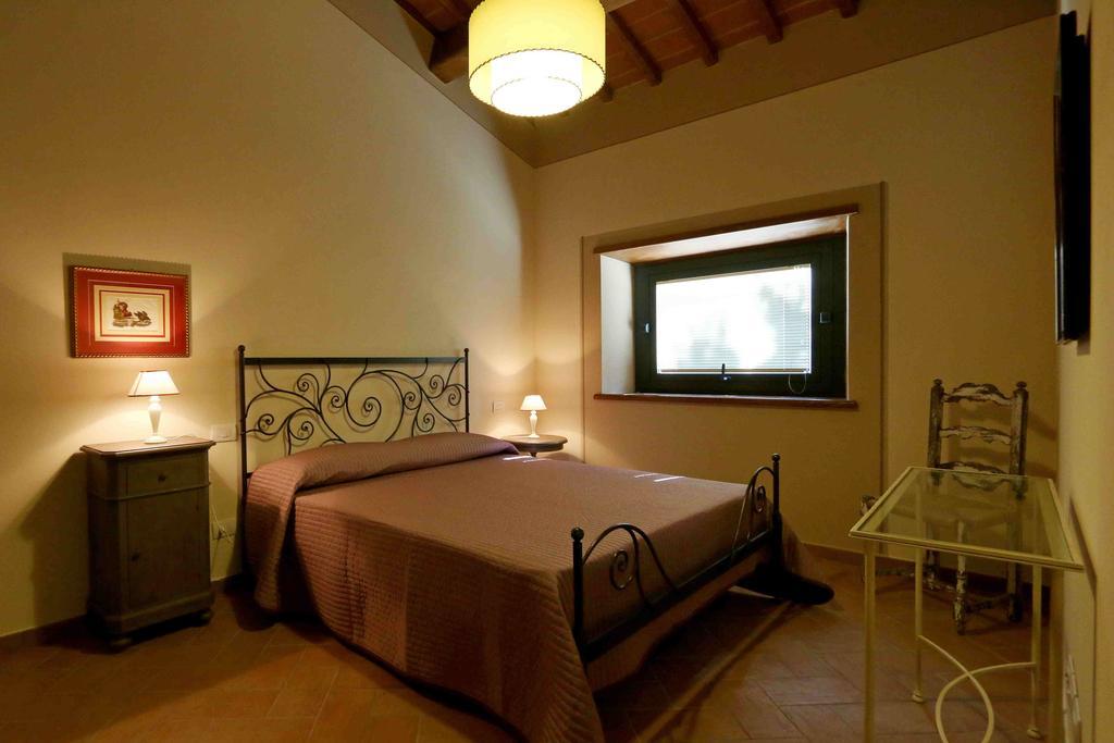 Agriturismo La Dolce Vista Poppi Habitación foto