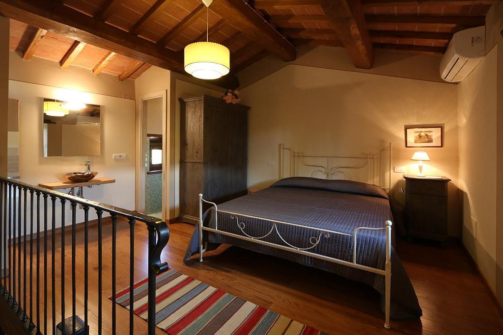 Agriturismo La Dolce Vista Poppi Habitación foto